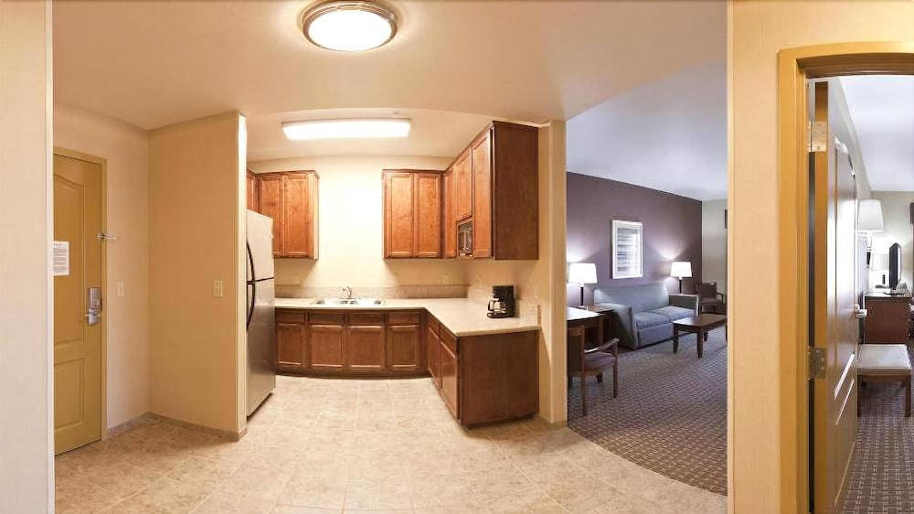 Holiday Inn Express Hotel & Suites Willows By Ihg מראה חיצוני תמונה