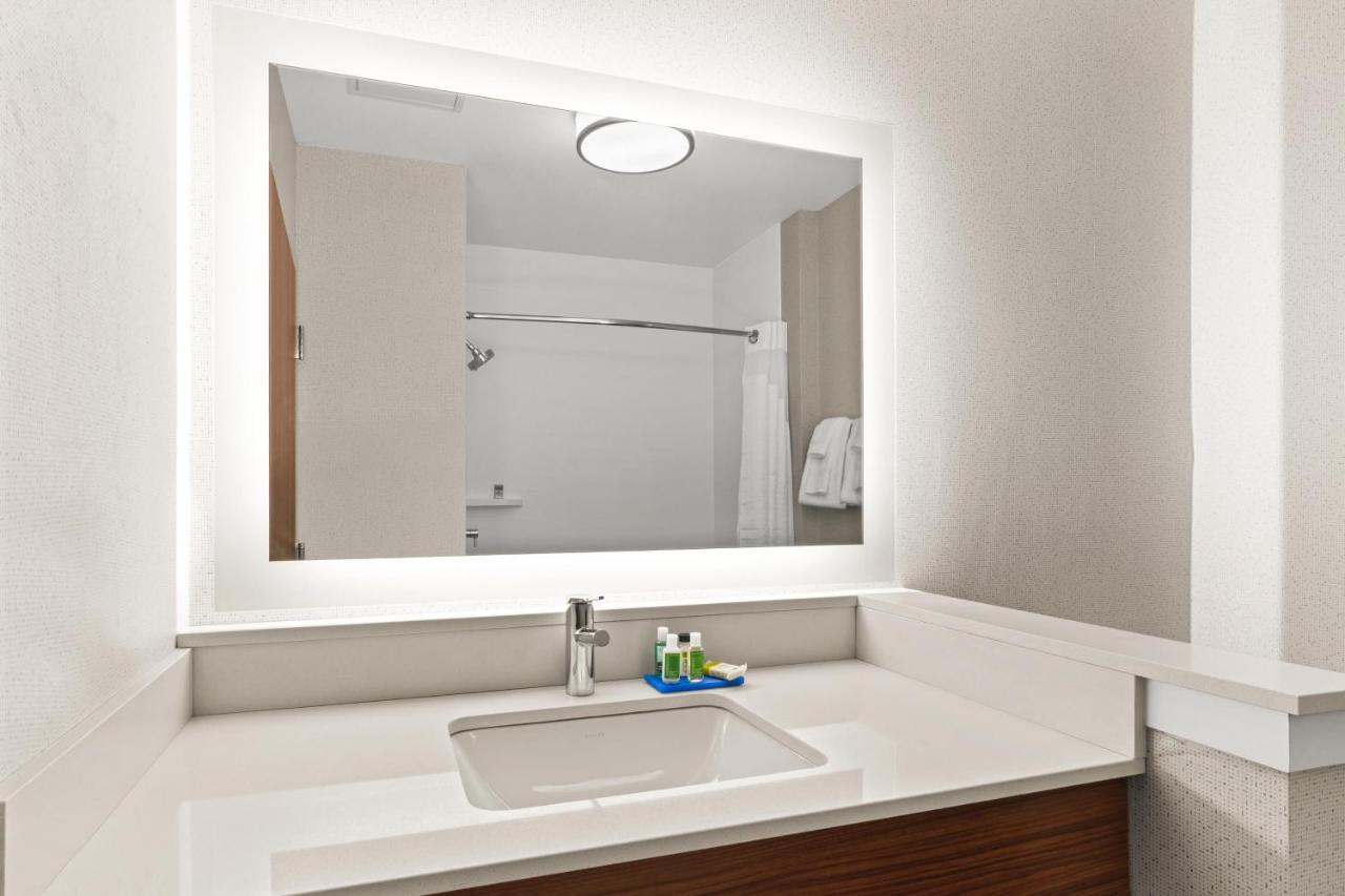 Holiday Inn Express Hotel & Suites Willows By Ihg מראה חיצוני תמונה